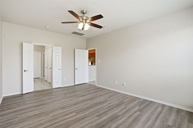 6361 Redeagle Creek Drive, Fort Worth, TX 76179