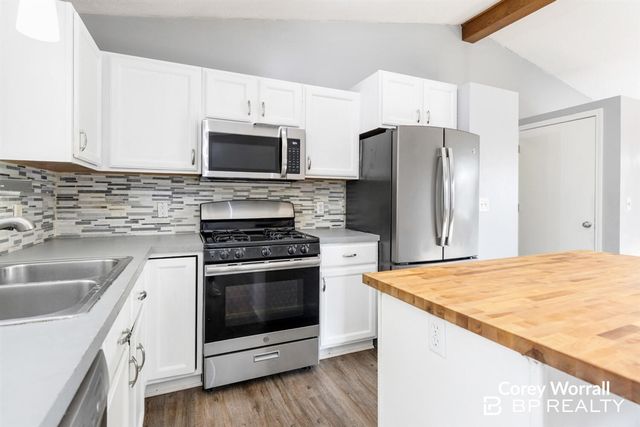 7115 12th Avenue, Jenison, MI 49428