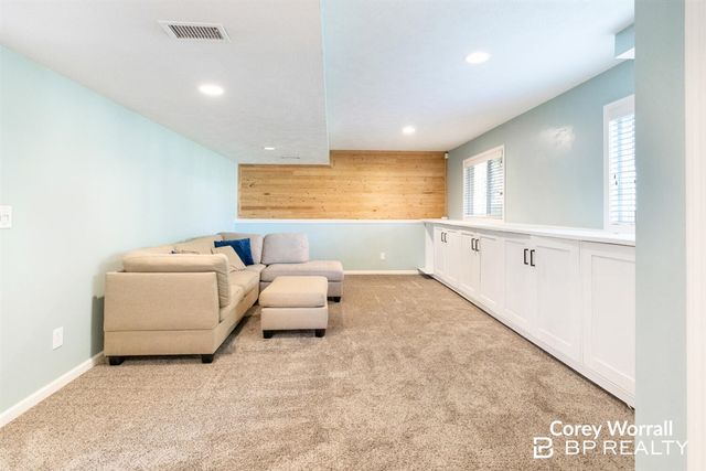 7115 12th Avenue, Jenison, MI 49428