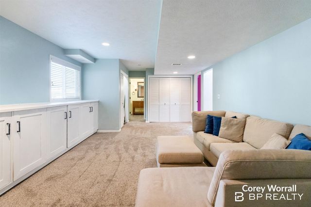 7115 12th Avenue, Jenison, MI 49428