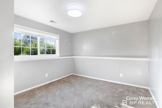 7115 12th Avenue, Jenison, MI 49428