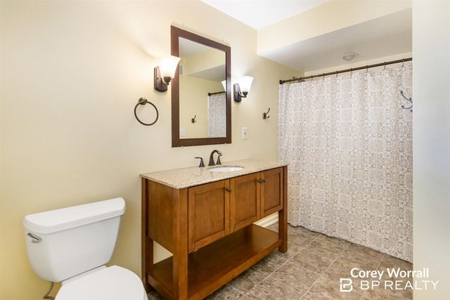 7115 12th Avenue, Jenison, MI 49428