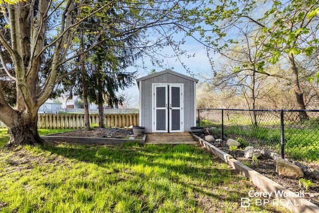 7115 12th Avenue, Jenison, MI 49428