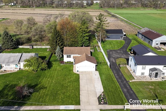 7115 12th Avenue, Jenison, MI 49428