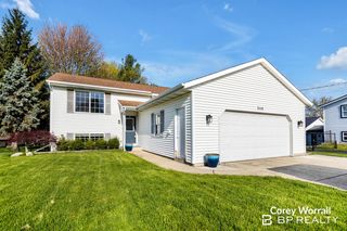 7115 12th Avenue, Jenison, MI 49428