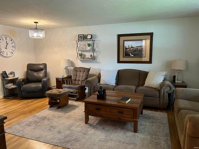 1505 N Bay Drive, Elkhart, IN 46514