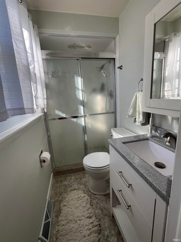 1505 N Bay Drive, Elkhart, IN 46514