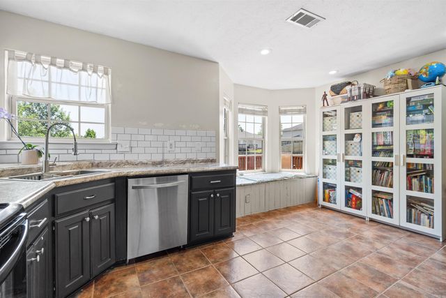 321 Weathering Lane, Austin, AR 72007