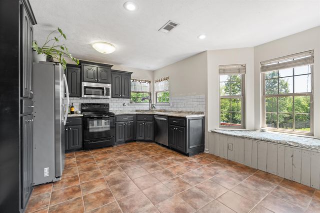 321 Weathering Lane, Austin, AR 72007