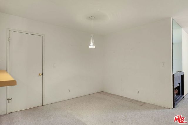 11645 Montana Avenue 215, Los Angeles, CA 90049