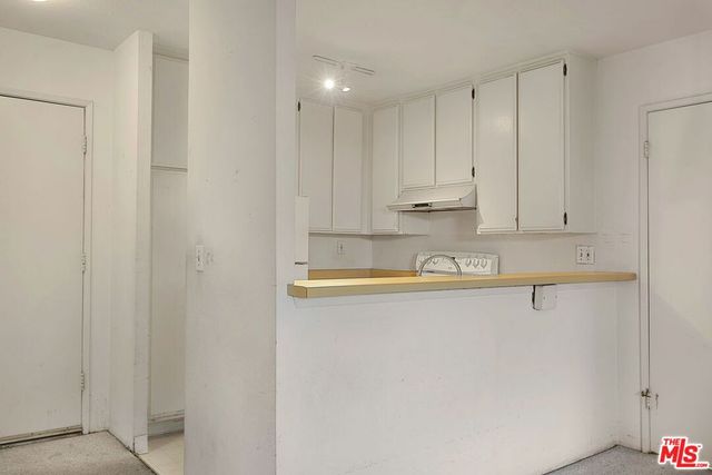 11645 Montana Avenue 215, Los Angeles, CA 90049