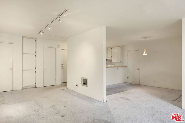 11645 Montana Avenue 215, Los Angeles, CA 90049