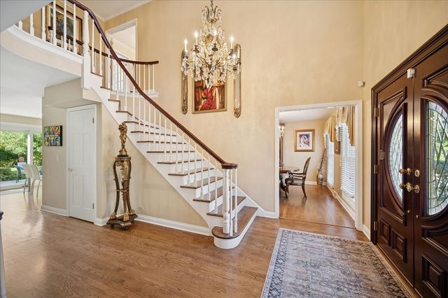2130 Magnolia Lane, Highland Park, IL 60035