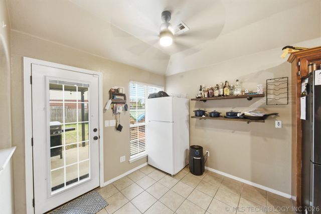 20382 E 49th Street S, Broken Arrow, OK 74014