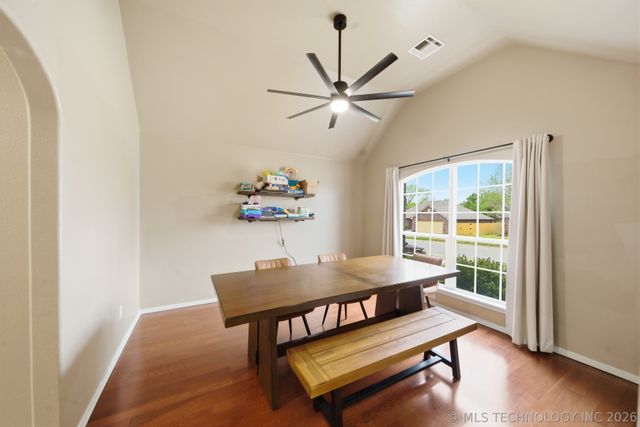 20382 E 49th Street S, Broken Arrow, OK 74014