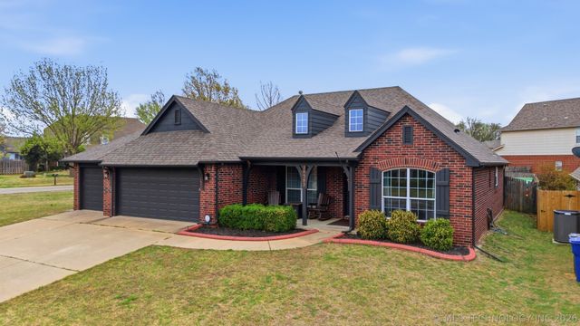 20382 E 49th Street S, Broken Arrow, OK 74014