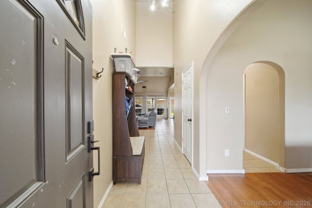 20382 E 49th Street S, Broken Arrow, OK 74014