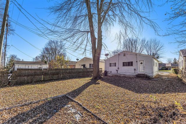 33505 Meldrum Street, Chesterfield, MI 48047