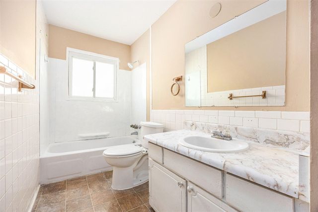 33505 Meldrum Street, Chesterfield, MI 48047