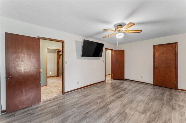 1216 S Saint Louis Street, Concordia, MO 64020