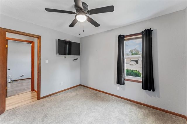 1216 S Saint Louis Street, Concordia, MO 64020