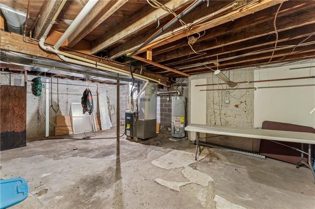 1216 S Saint Louis Street, Concordia, MO 64020