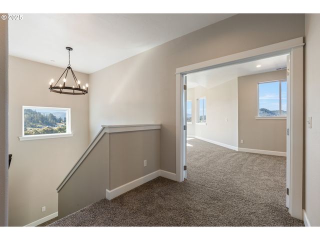 662 BROOKS Loop, Sutherlin, OR 97479