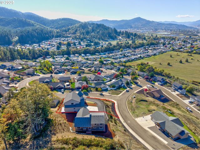662 BROOKS Loop, Sutherlin, OR 97479