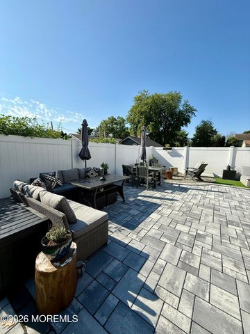 813 Ensign Avenue, Beachwood, NJ 08722