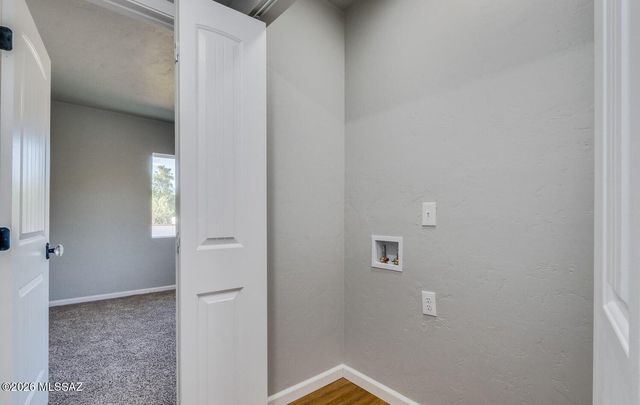 2621 E Adams Street, Tucson, AZ 85716