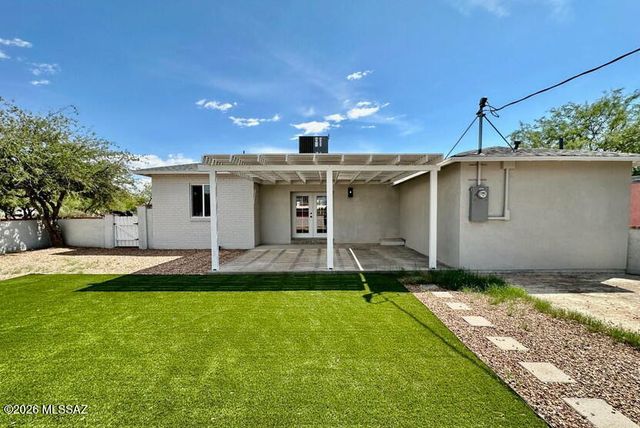 2621 E Adams Street, Tucson, AZ 85716