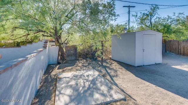 2621 E Adams Street, Tucson, AZ 85716