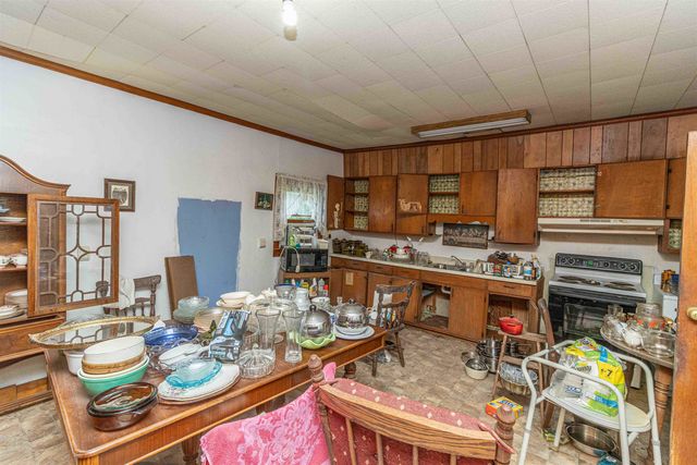 1386A ELVIN WEEKS RD, Bethel Springs, TN 38315