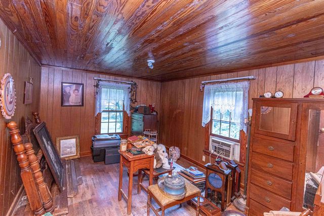 1386A ELVIN WEEKS RD, Bethel Springs, TN 38315