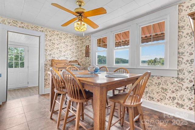 237 Shiloh Church Road, Hickory, NC 28601