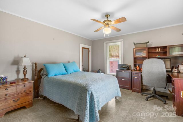 237 Shiloh Church Road, Hickory, NC 28601