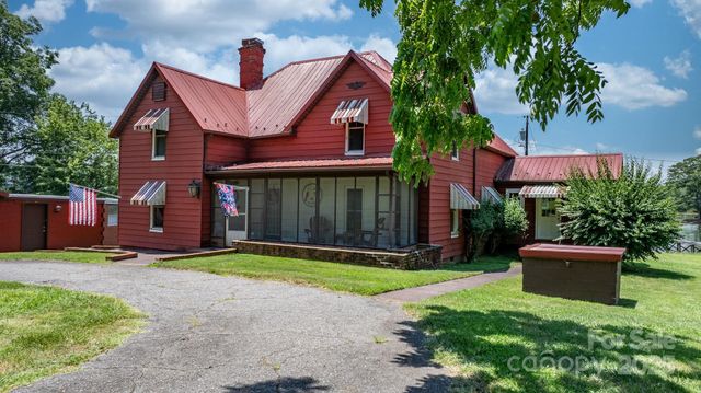 237 Shiloh Church Road, Hickory, NC 28601