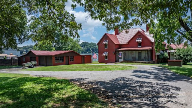 237 Shiloh Church Road, Hickory, NC 28601