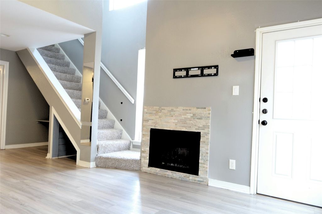 9805 Walnut Street 212, Dallas, TX 75243