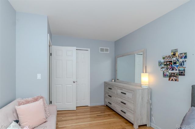 3871 Cheryl Drive, Commerce Charter Township, MI 48382