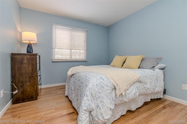 3871 Cheryl Drive, Commerce Charter Township, MI 48382