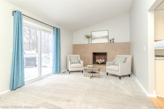 3871 Cheryl Drive, Commerce Charter Township, MI 48382