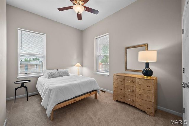 2745 Russell Boulevard, St Louis, MO 63104