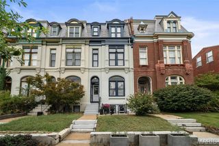 2745 Russell Boulevard, St Louis, MO 63104