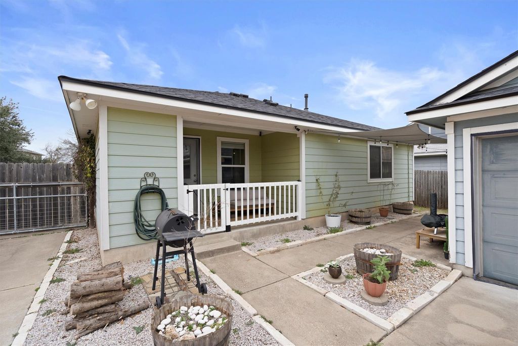 12117 Briarcreek LOOP, Manor, TX 78653