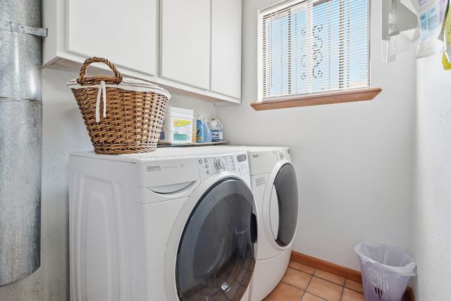 732 Grace Street NE, Albuquerque, NM 87123