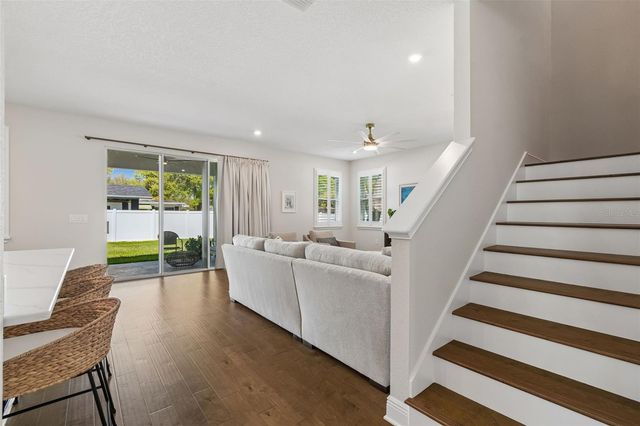 3401 W PEARL AVE, Tampa, FL 33611