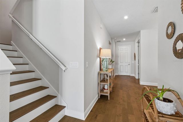 3401 W PEARL AVE, Tampa, FL 33611