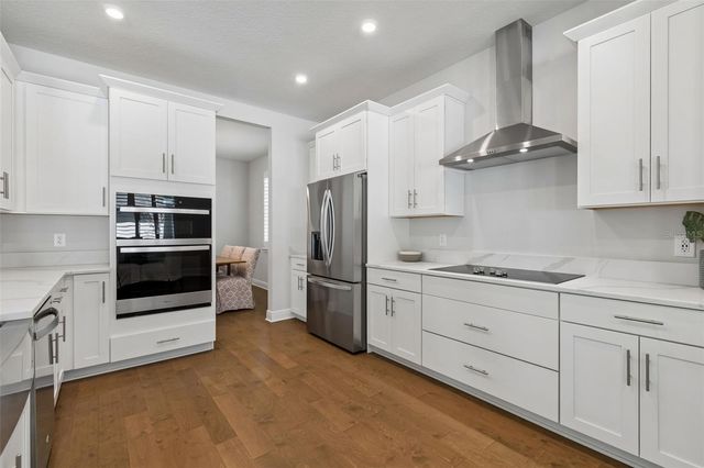 3401 W PEARL AVE, Tampa, FL 33611