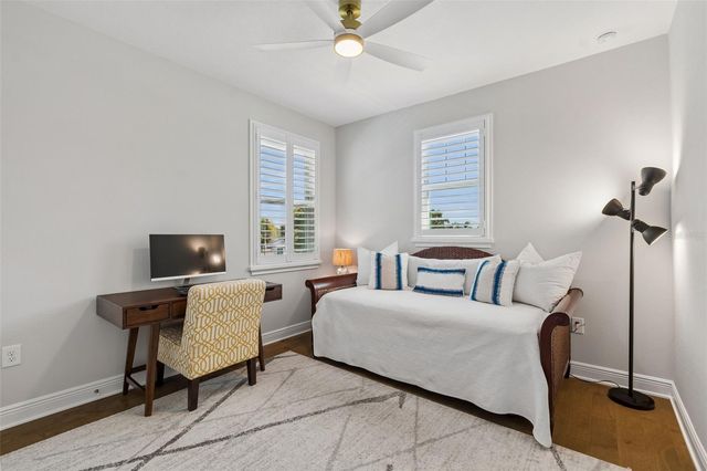 3401 W PEARL AVE, Tampa, FL 33611